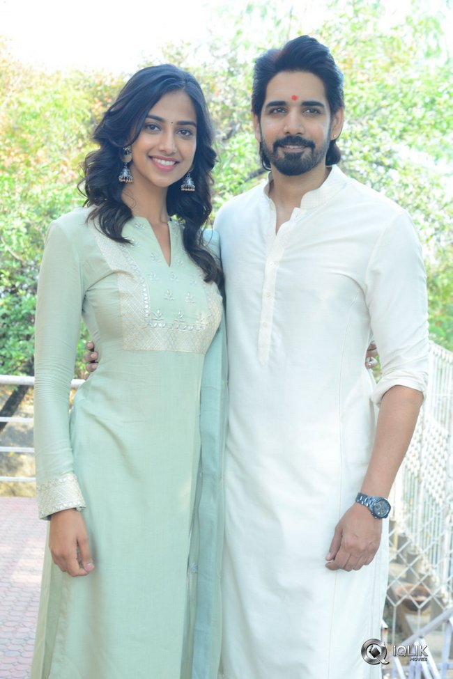 Ichata-Vaahanamulu-Nilupa-Raadhu-Movie-Opening